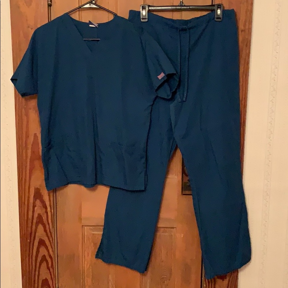 Cherokee Workwear Scrubs